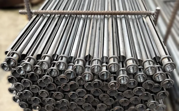 Split set/friction stabilizers